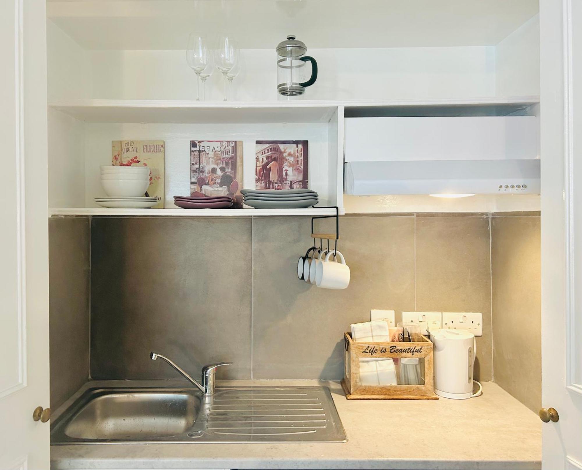 Kensington Secret Gem Apartment ลอนดอน ภายนอก รูปภาพ