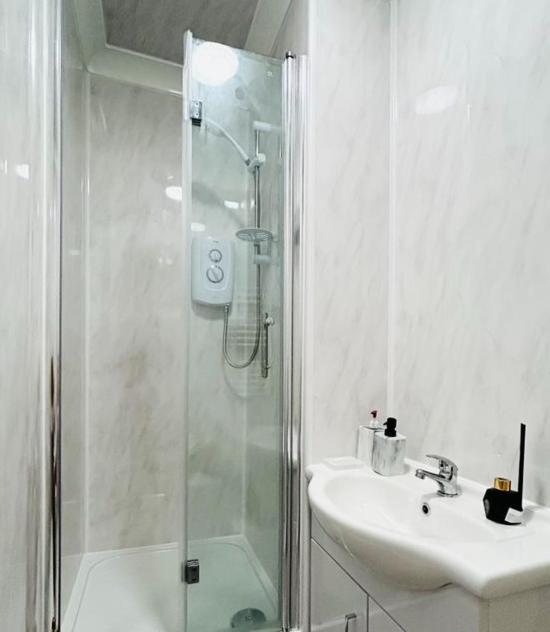 Kensington Secret Gem Apartment ลอนดอน ห้อง รูปภาพ