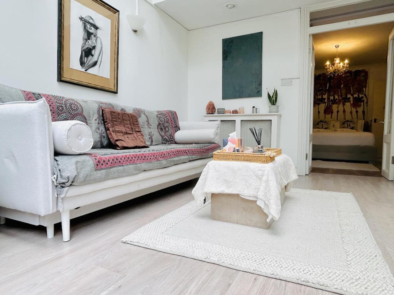 Kensington Secret Gem Apartment ลอนดอน ห้อง รูปภาพ