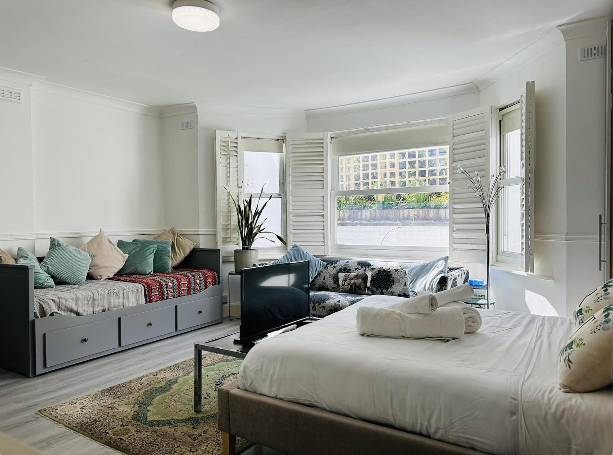 Kensington Secret Gem Apartment ลอนดอน ห้อง รูปภาพ
